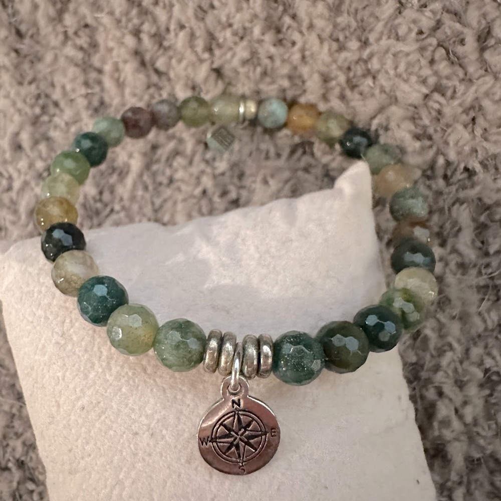 Beaded Bracelet - Picture 4 of 6
